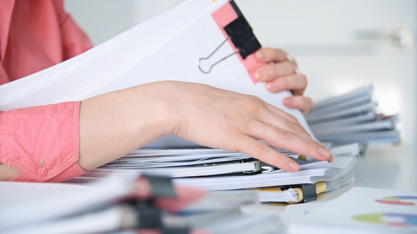 figure_photo: Vergütung von Überstunden und Mehrarbeit